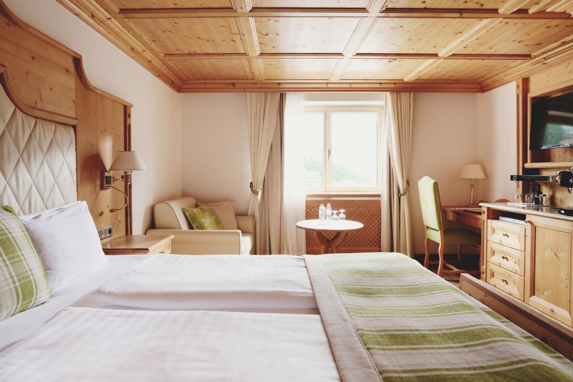 Burg Hotel Oberlech Eksteriør billede