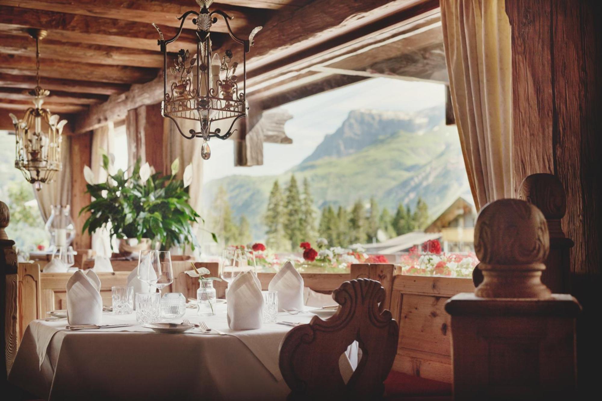 Burg Hotel Oberlech Eksteriør billede